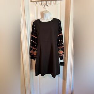 THML Dress with colorful embroidered Sleeves